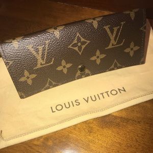 Authentic Louis Vuitton multipurpose case